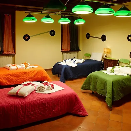 旅馆 Mantua Hostal *
