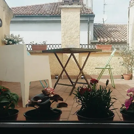 Mantua Hostal *